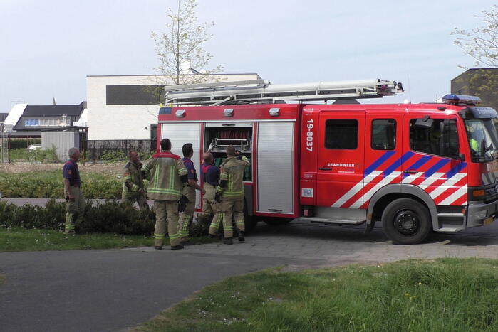 Brandende prullenbak snel geblust