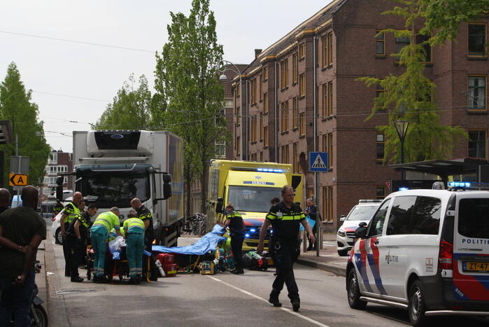 Twee gewonden bij ernstig verkeersongeval