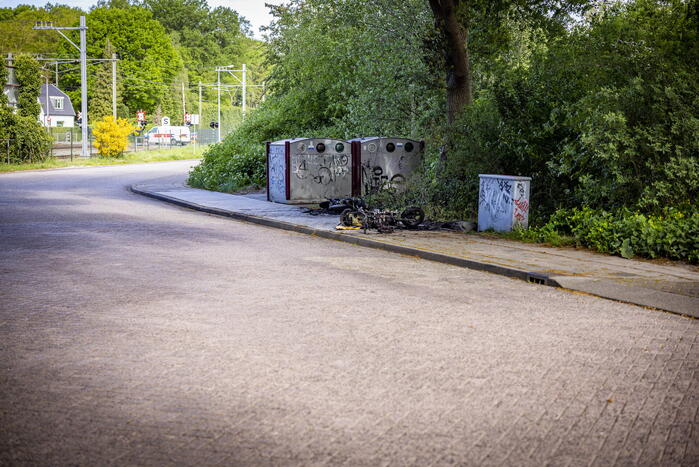 Keistad geteisterd door scooterbranden
