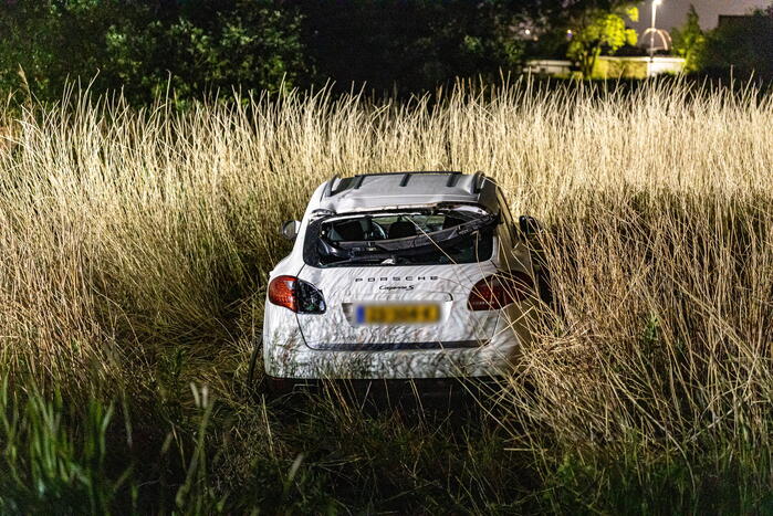 Porsche gevonden in bosjes