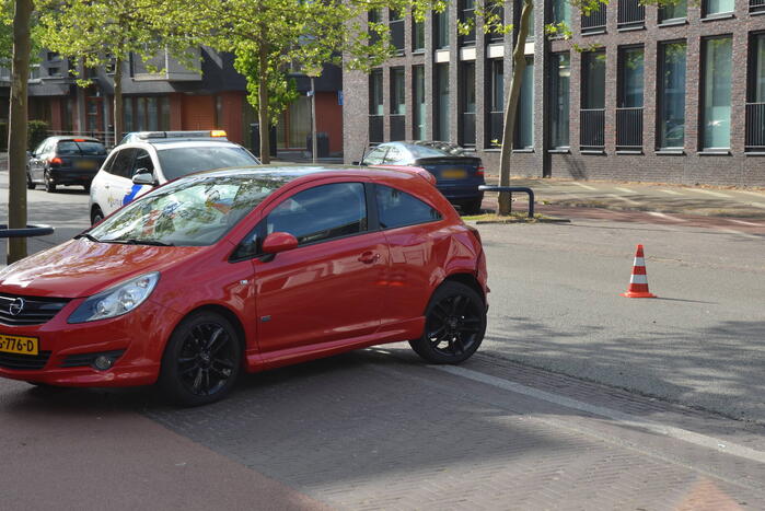 Flinke schade na botsing met afslaande auto