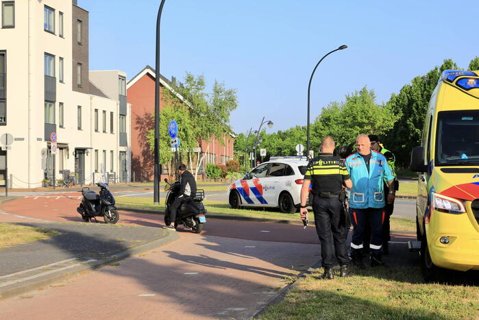Beschonken scooterrijder gaat hard onderuit