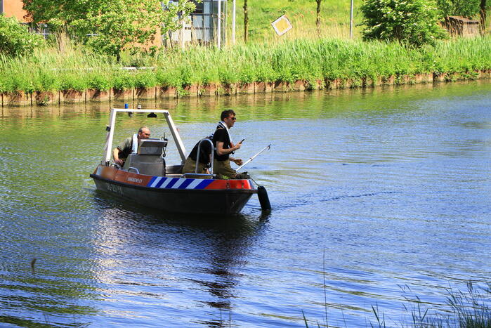 Groot onderzoek langs kanaal