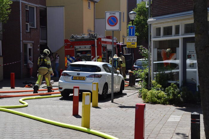 Veel schade vanwege brand op dak van woning