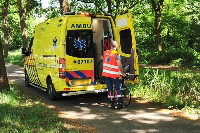 Wielrenner gewond na val