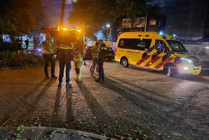 Bewerkingsmiddelen harddrugs aangetroffen na brand in flatwoning