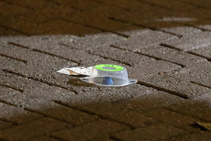 Aanslag met zwaar vuurwerk bij kapperszaak