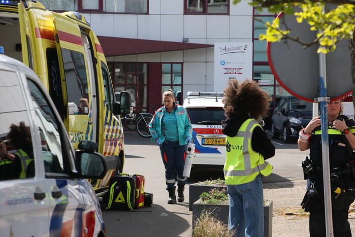 Gewonde bij steekpartij in bedrijfspand