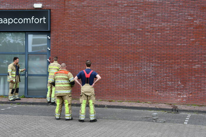 Flinke deuk in buitenmuur Woontex Slaapcomfort