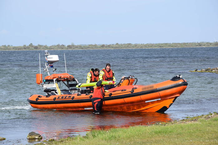 KNRM ingezet voor surfer in de problemen op Grevelingenmeer