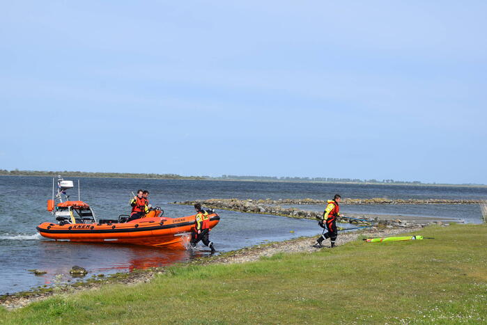 KNRM ingezet voor surfer in de problemen op Grevelingenmeer