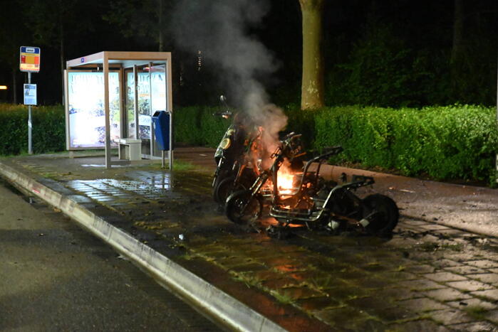 Felyx deelscooters verwoest vanwege brand