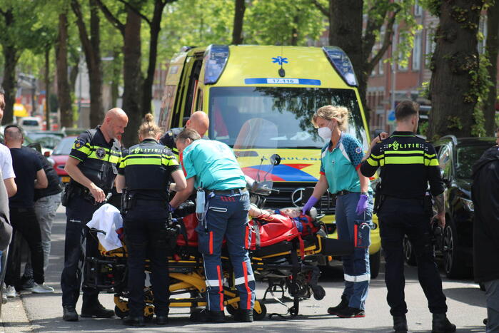 Scooterrijder gewond bij botsing met openslaand portier