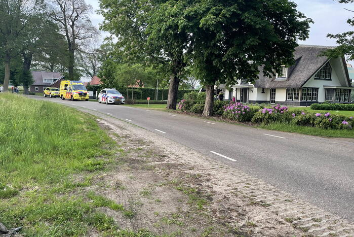 Kind valt van trap traumahelikopter opgeroepen