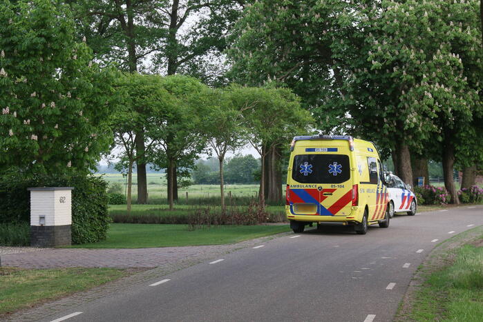 Kind valt van trap traumahelikopter opgeroepen