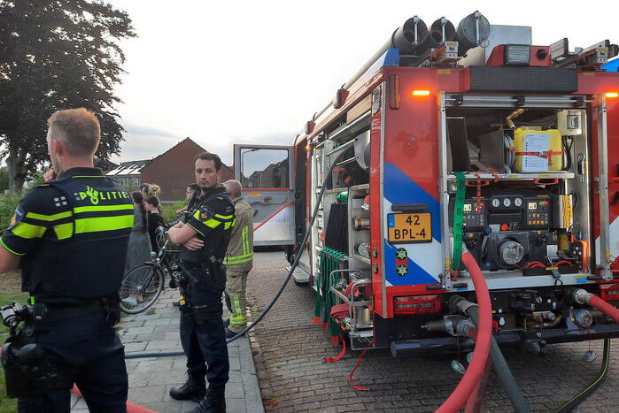 Boot brandt volledig uit