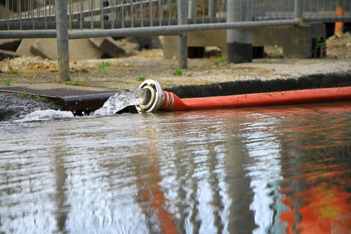 Brandkraan geraakt bij graafwerkzaamheden