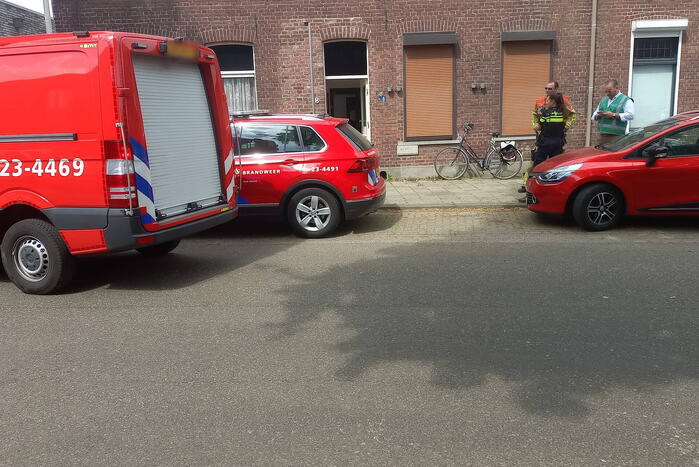 Onderzoek naar vreemde vloeistof in woning