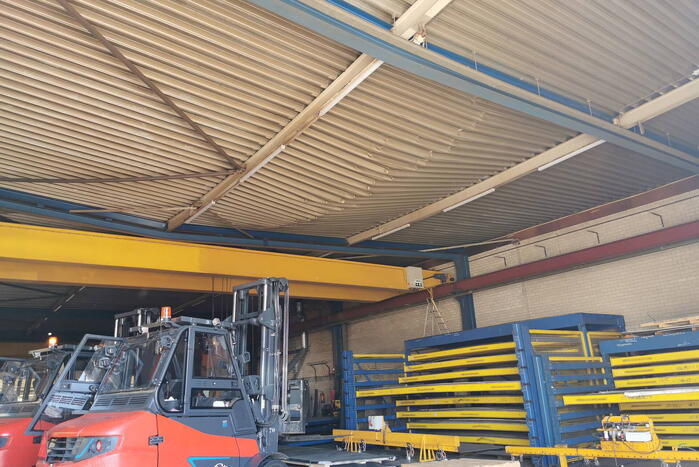 Dak staat op instorten door noodweer