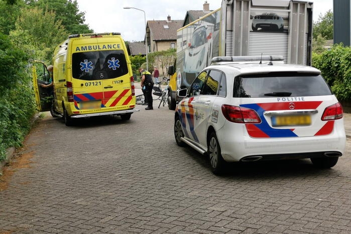 Fietsers gewond bij botsing op kruising