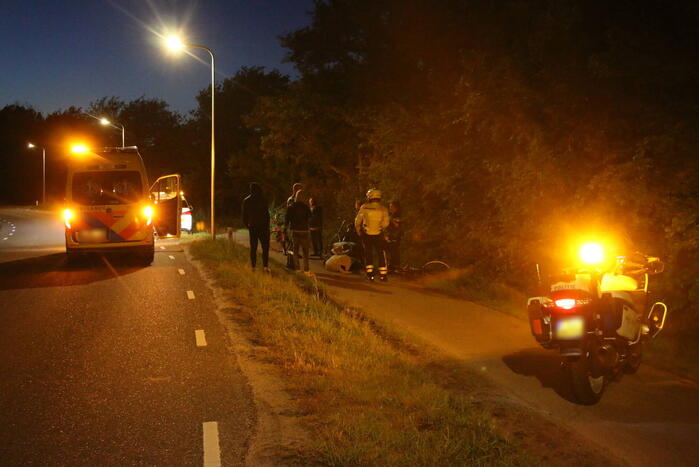 Fietser zwaargewond na val op fietspad