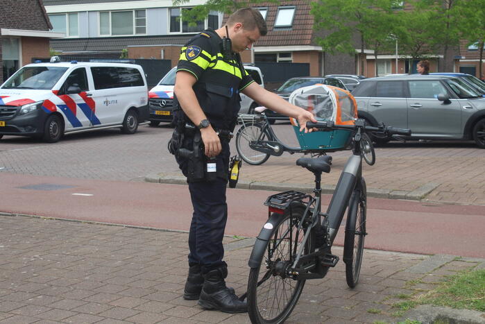 Fietser gewond bij botsing met auto