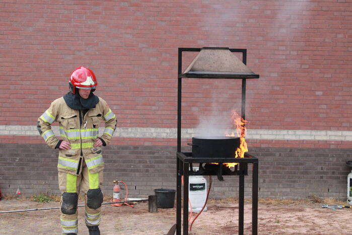Open dag brandweerkazerne druk bezocht