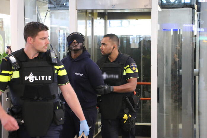 Treinverkeer stilgelegd vanwege politieactie