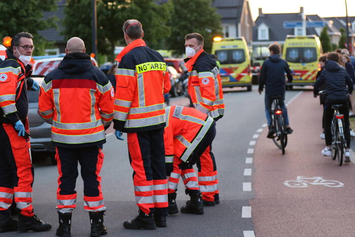 Meerdere gewonden nadat kampioenswagen kantelt