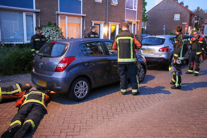 Brandstoflekkage bij geparkeerde auto