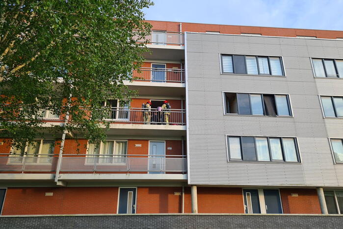 Pan op het vuur zorgt voor rookontwikkeling