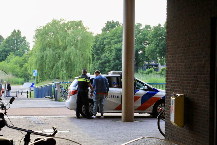 Buitenlandse overlastgever Winkelcentrum De Nieuwe Hof door politie meegenomen