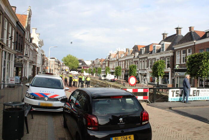 Overleden persoon in stadsgracht aangetroffen