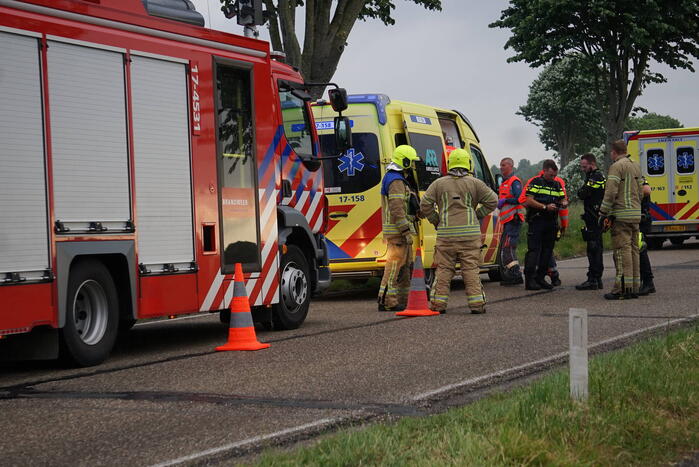 Automobilist raakt van de weg en belandt in sloot
