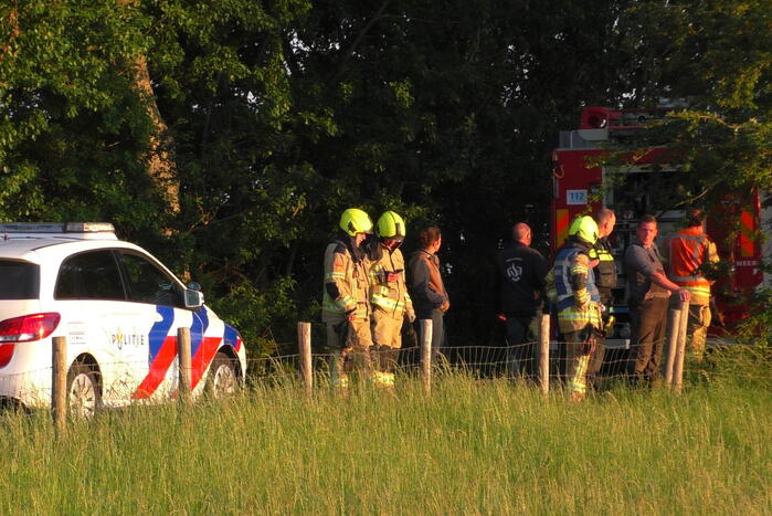Brand in schuur voor schapen snel onder controle