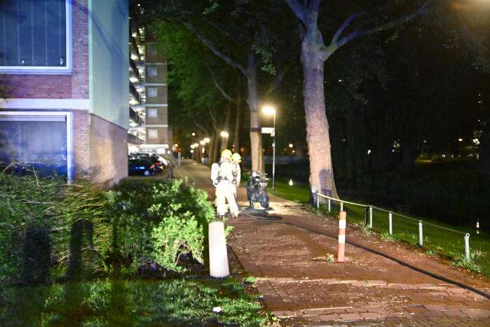 Felyx deelscooter uitgebrand op fietspad