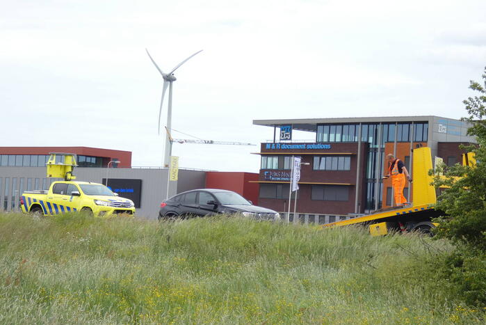 Auto's beschadigd bij kop-staartbotsing