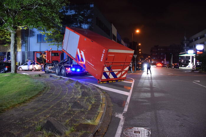 Zeer grote brand in meerdere panden
