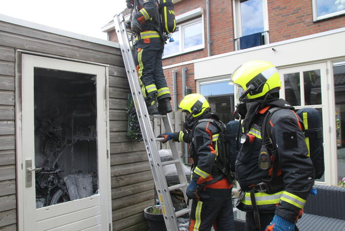 Brand in schuur van woning door accu e-bike