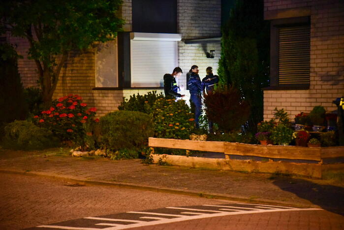 Politie onderzoek naar beschieting woning