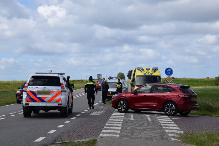 Fietser gewond bij botsing met auto