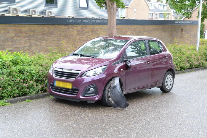 Fietser gewond bij botsing met auto