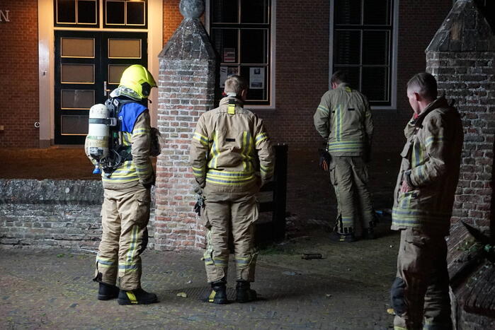 Politie doet onderzoek naar brand