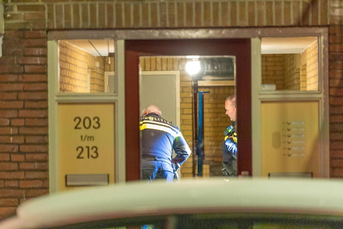 Twee gewonde en zes aanhoudingen na steekpartij