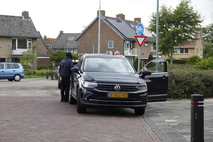 Fietser gewond bij botsing met auto