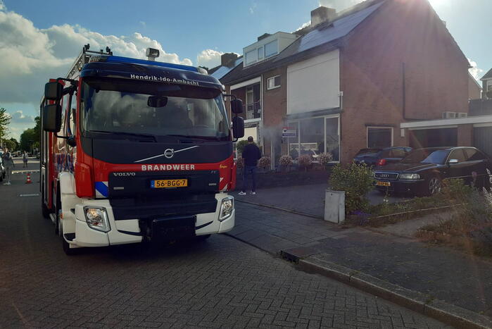 Veel rookontwikkeling bij woningbrand