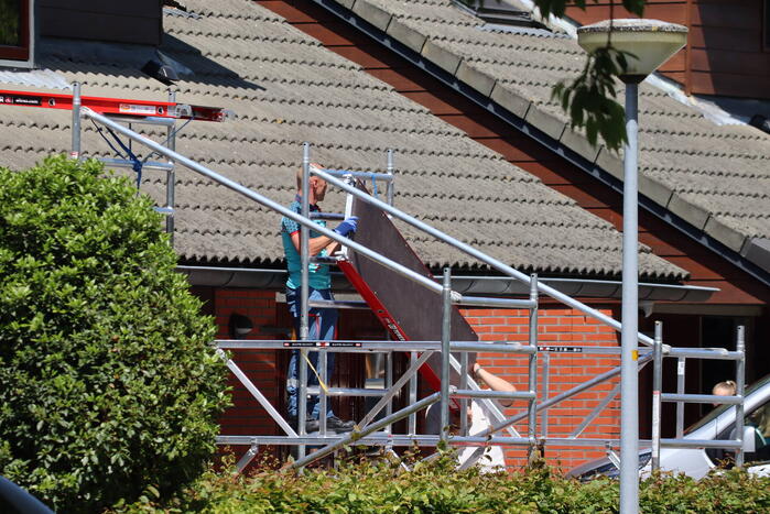 Persoon gewond na val van steiger