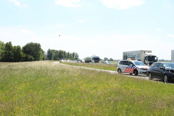 Meerdere voertuigen betrokken bij aanrijding