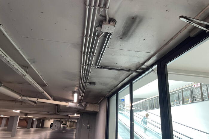 Brand in parkeergarage snel onder controle