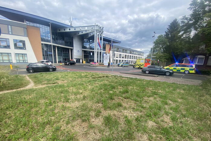 Fietser gewond bij botsing met auto